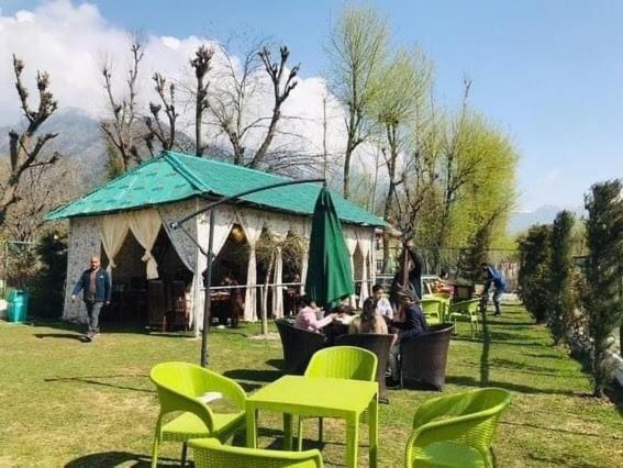 Sojourn Cottages Pahalgam Pahalgām Exterior foto