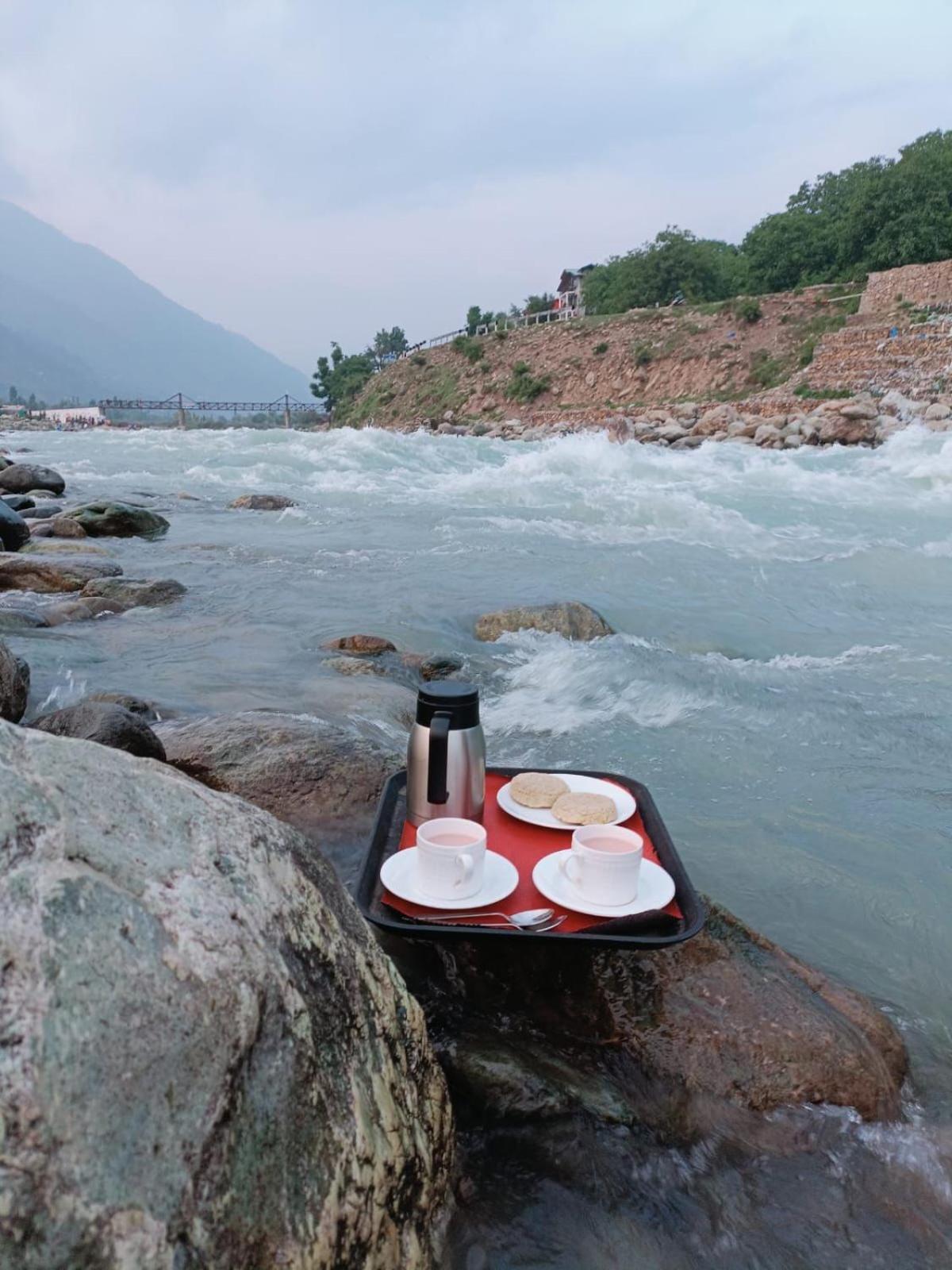 Sojourn Cottages Pahalgam Pahalgām Exterior foto