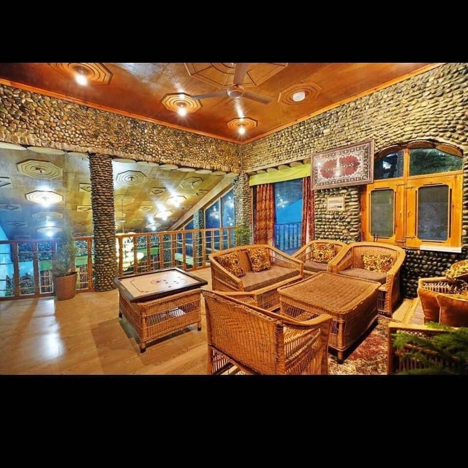 Sojourn Cottages Pahalgam Pahalgām Exterior foto